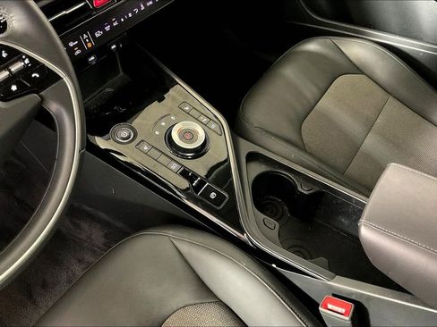 Used 2023 Kia Niro Wind image 17