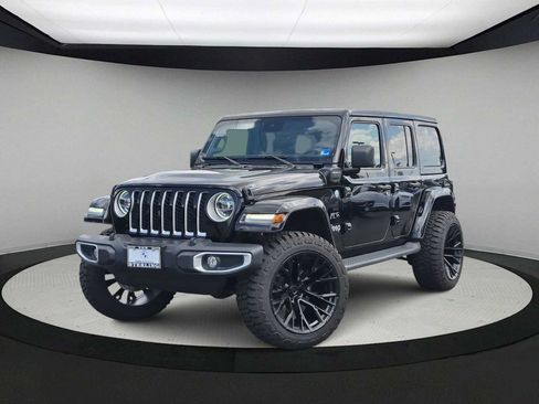 Used 2021 Jeep Wrangler Unlimited Sahara w/ Cold Weather Group AWD/4WD image 1