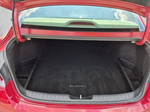 Used 2024 Hyundai Elantra SEL FWD image 6