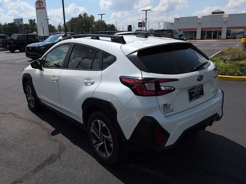 Used 2025 Subaru Crosstrek 2.5i Premium AWD/4WD image 5