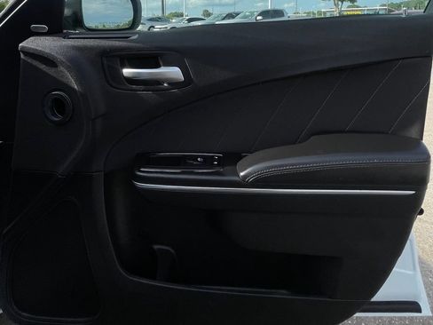 Used 2018 Dodge Charger SXT Plus RWD image 31
