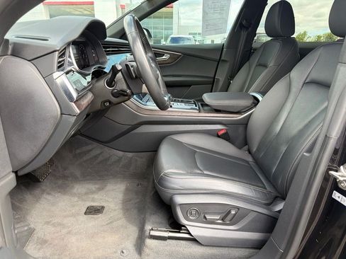 Used 2020 Audi Q8 Premium Plus AWD/4WD image 11