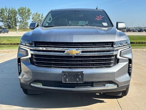 Used 2021 Chevrolet Tahoe LT w/ LT Signature Package AWD/4WD image 3
