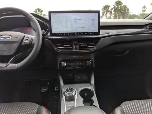 Used 2024 Ford Escape ST-Line w/ Tech Pack #1 image 16