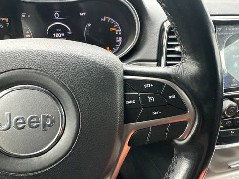 Used 2020 Jeep Grand Cherokee Limited w/ Luxury Group II AWD/4WD image 24