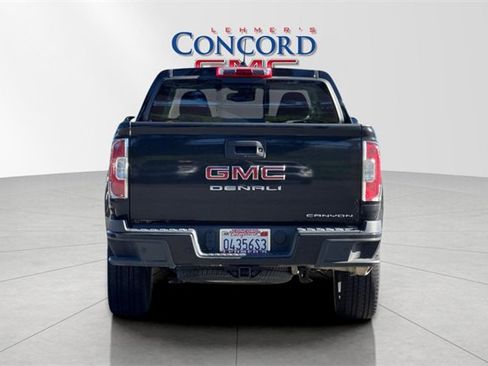 Used 2022 GMC Canyon Denali image 5