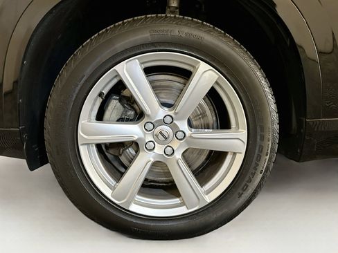 Used 2023 Volvo XC90 B5 Core AWD/4WD image 11