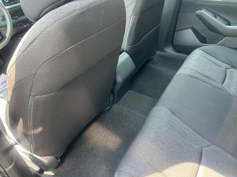 Certified 2023 Honda Accord LX image 16