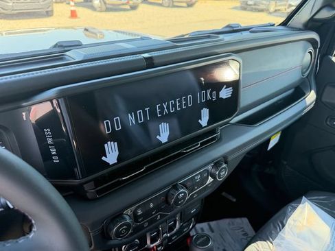 New 2026 Jeep Gladiator Rubicon AWD/4WD image 21