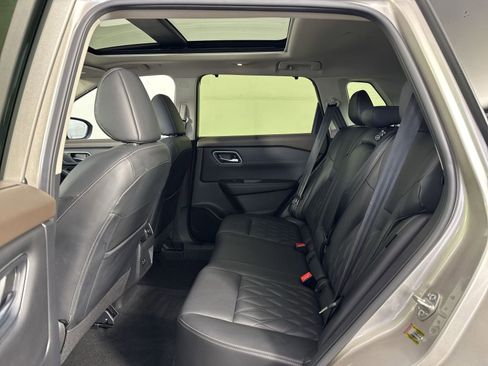 Certified 2023 Nissan Rogue Platinum image 23