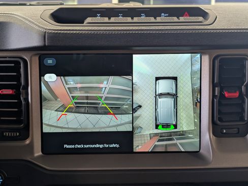 New 2026 Ford Bronco Outer Banks image 23