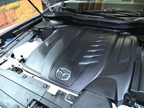 Used 2024 MAZDA CX-90 3.3 Turbo w/ Premium Package image 19