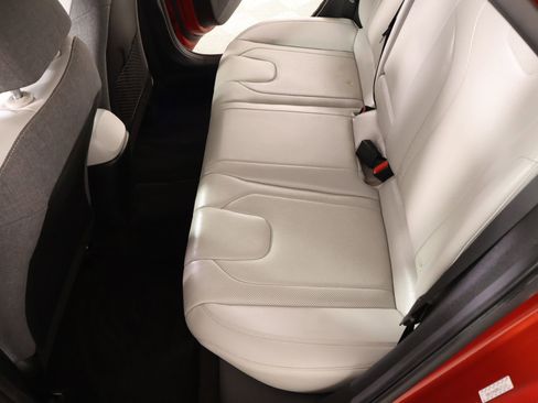 Certified 2021 Hyundai Elantra Limited FWD image 13