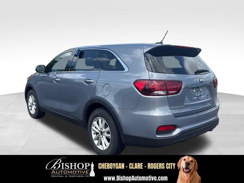 Used 2020 Kia Sorento LX FWD image 9