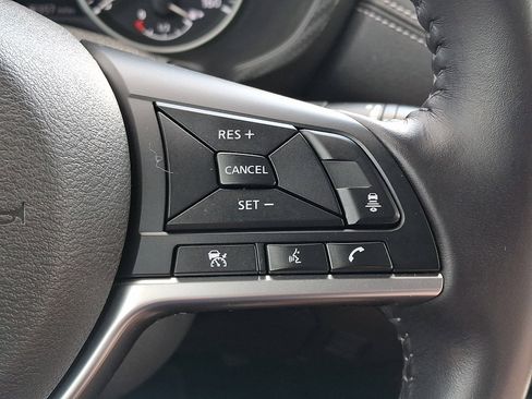 Used 2020 Nissan Sentra SV FWD image 23