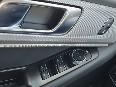 New 2025 Ford Explorer Active w/ Active Comfort Package image 50