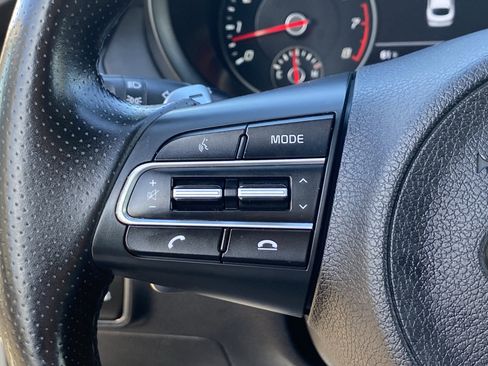 Used 2020 Kia Stinger GT1 image 27