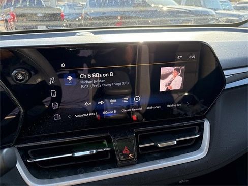 Used 2025 Chevrolet TrailBlazer LT image 33