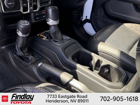 Used 2021 Jeep Wrangler Unlimited Sahara AWD/4WD image 9