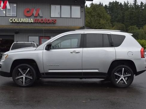 Used 2012 Jeep Compass Sport FWD image 9