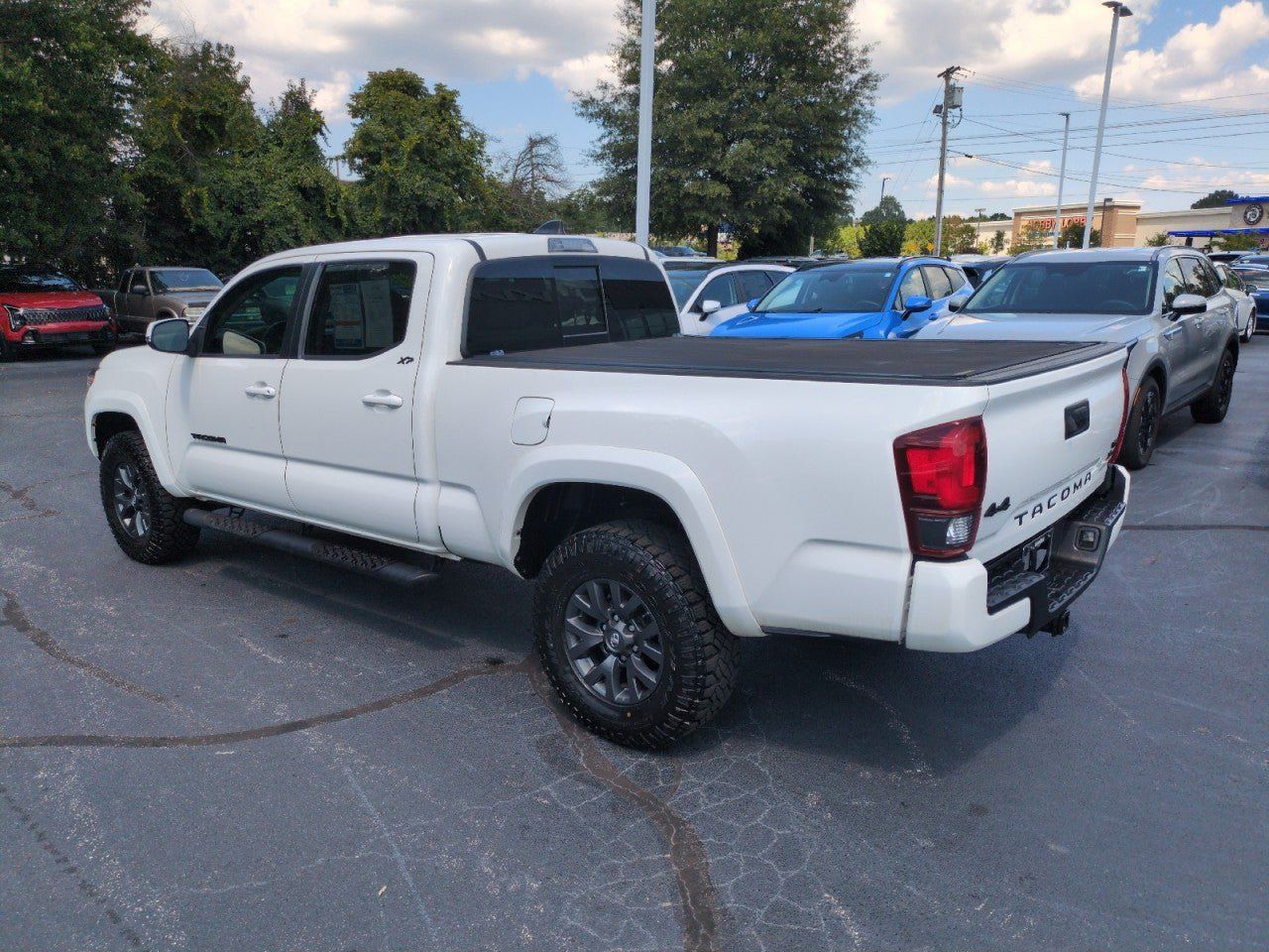 Used 2023 Toyota Tacoma SR5 w/ Technology Package AWD/4WD image 5