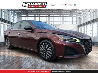 Used 2025 Nissan Altima 2.5 SV