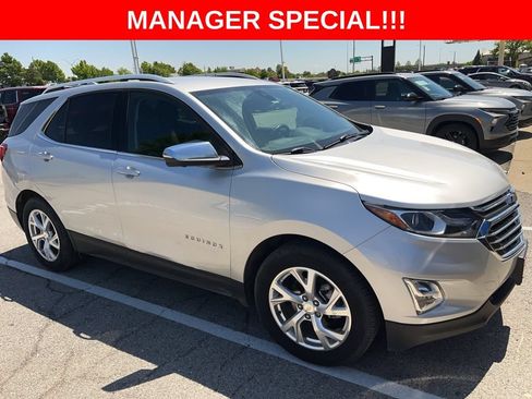 Used 2020 Chevrolet Equinox Premier FWD image 2