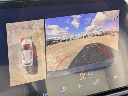 New 2026 Chevrolet Equinox EV RS image 11