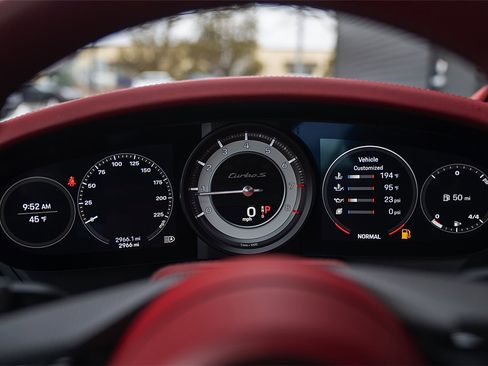 Certified 2021 Porsche 911 Turbo S image 10