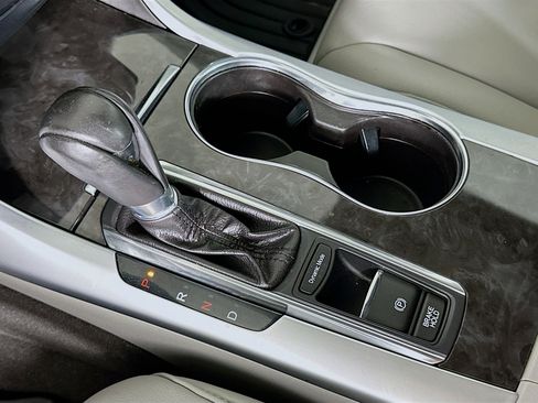 Used 2019 Acura TLX image 24