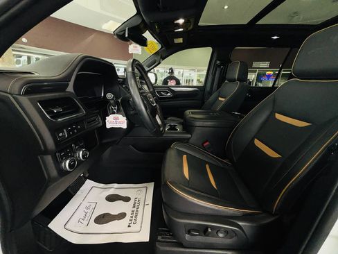 Used 2023 GMC Yukon XL AT4 w/ LPO, Floor Liner Package AWD/4WD image 32
