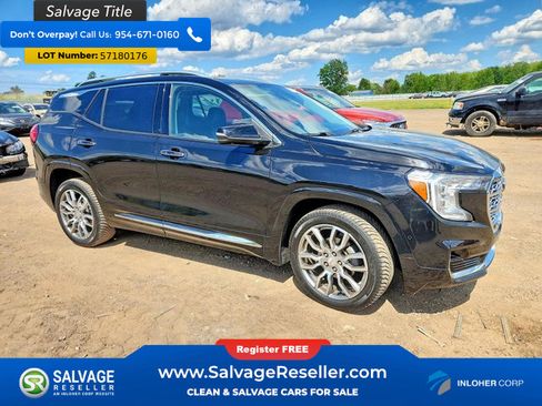 Used 2022 GMC Terrain Denali w/ Denali Premium Package AWD/4WD image 5