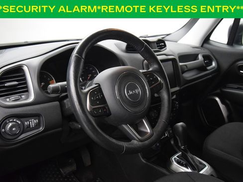 Certified 2022 Jeep Renegade Latitude w/ Convenience Group AWD/4WD image 14