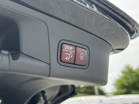 Certified 2025 Mercedes-Benz GLA 250 image 21