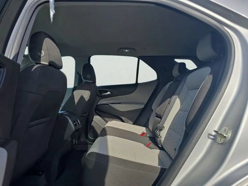 Used 2020 Chevrolet Equinox LS AWD/4WD image 12