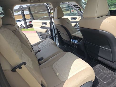New 2026 Nissan Armada Platinum Reserve AWD/4WD image 15