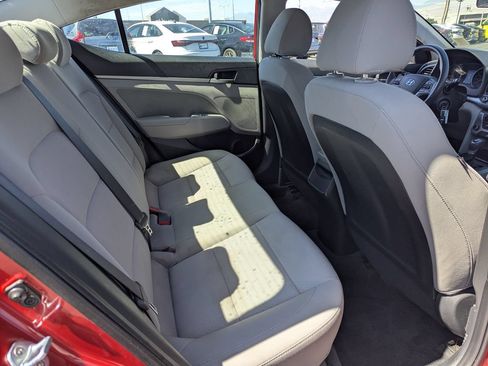 Used 2018 Hyundai Elantra SEL FWD image 29