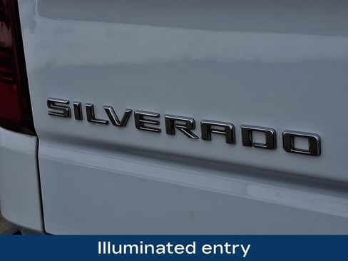 Used 2022 Chevrolet Silverado 1500 Custom image 32