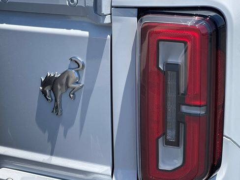 New 2026 Ford Bronco Badlands AWD/4WD image 26
