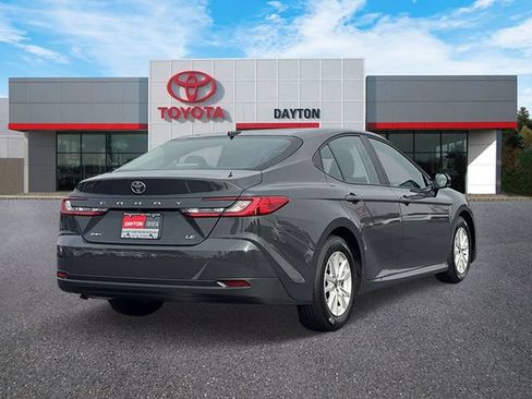 Used 2025 Toyota Camry LE w/ Convenience Package FWD image 5