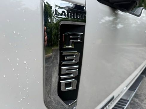 Used 2018 Ford F350 Lariat w/ Lariat Ultimate Package AWD/4WD image 8