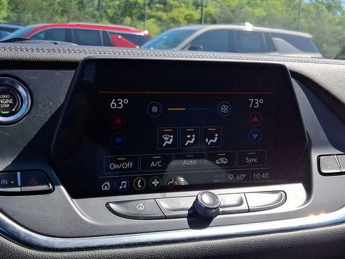 Used 2021 Chevrolet Blazer LT AWD/4WD image 16