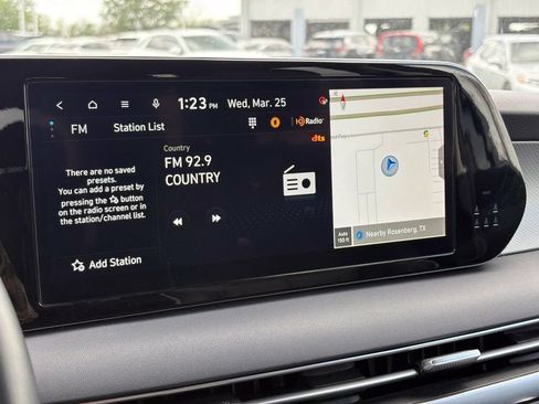 Used 2025 Hyundai Palisade SEL FWD image 24
