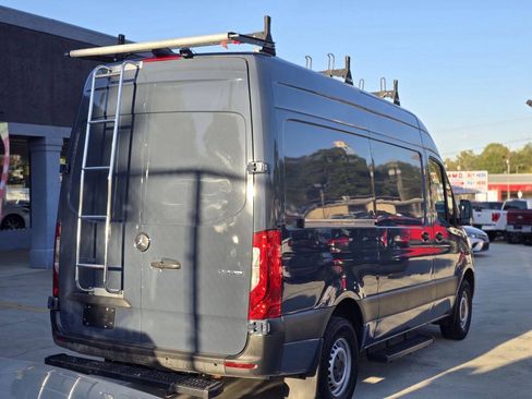 Used 2019 Mercedes-Benz Sprinter 144 image 7