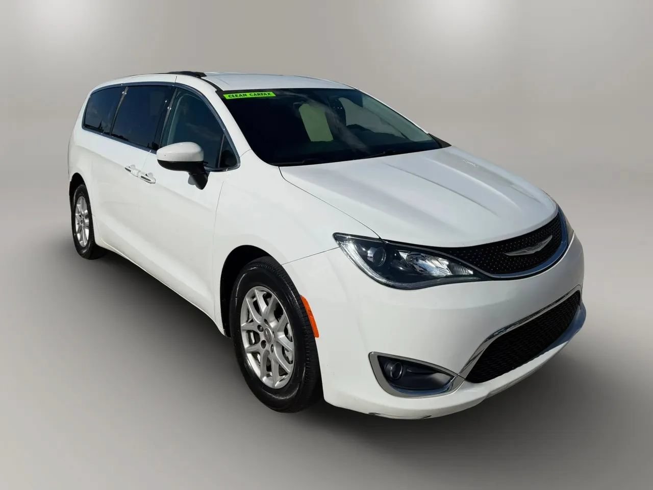 Used 2017 Chrysler Pacifica Touring Plus w/ Security Group FWD image 1