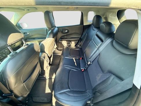 Used 2018 Jeep Compass Latitude w/ Popular Equipment Group image 26