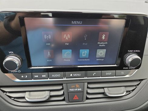 Used 2024 Nissan Altima 2.5 S FWD image 19