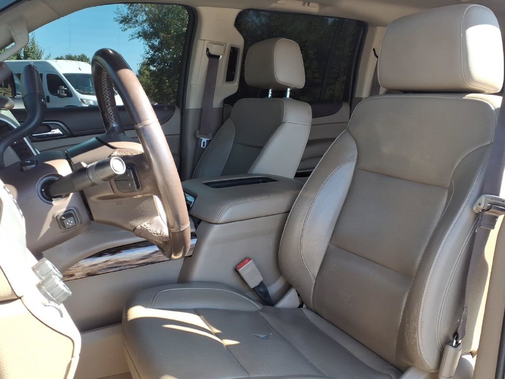 Used 2019 GMC Yukon XL SLT w/ Open Road Package AWD/4WD image 14
