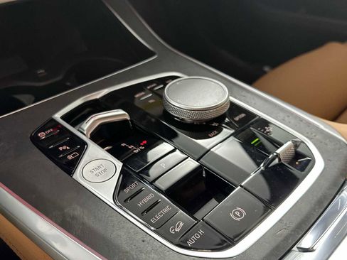 New 2026 BMW X5 xDrive50e w/ Premium Package image 16