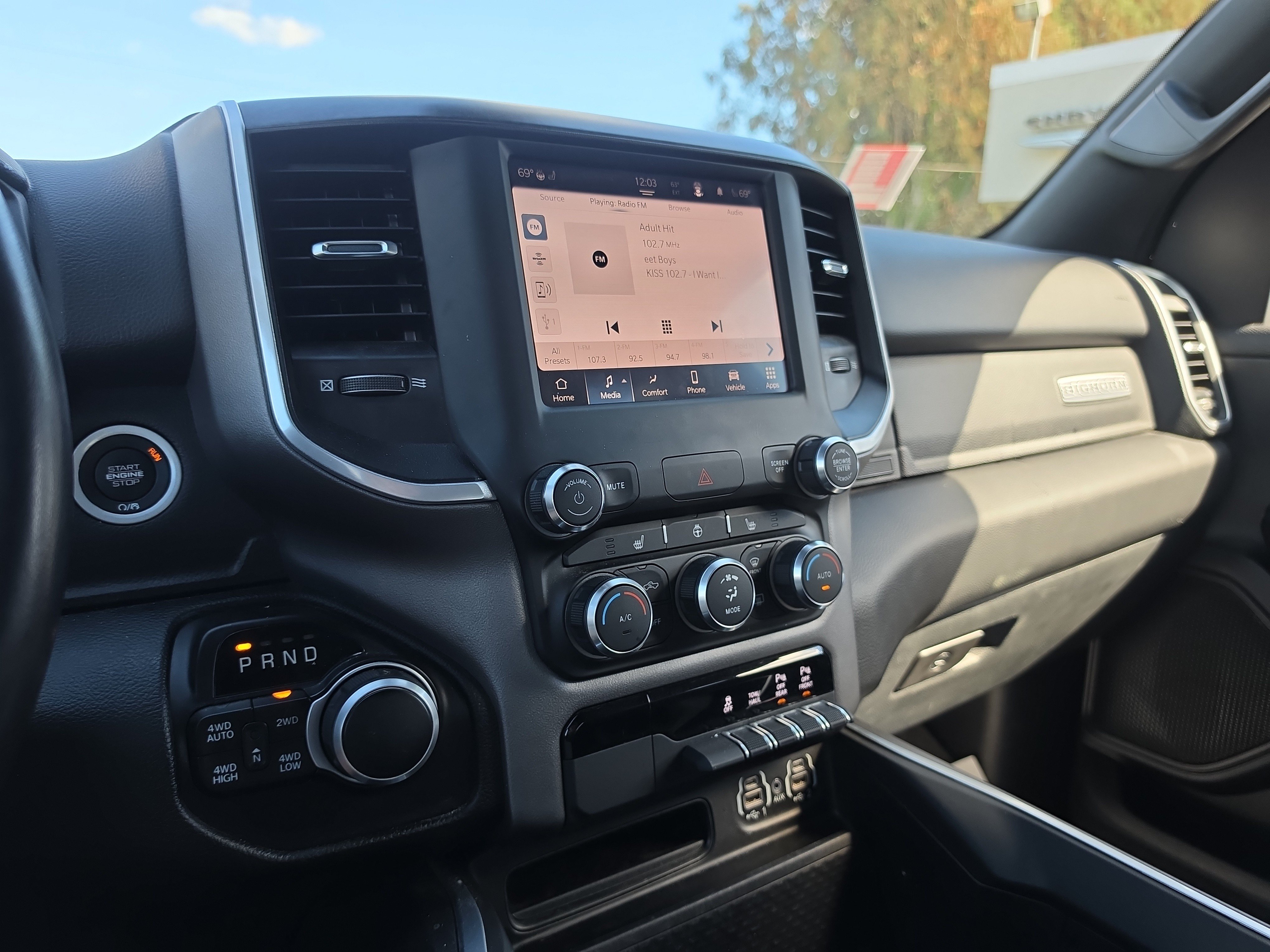 Used 2022 RAM 1500 Big Horn AWD/4WD image 25